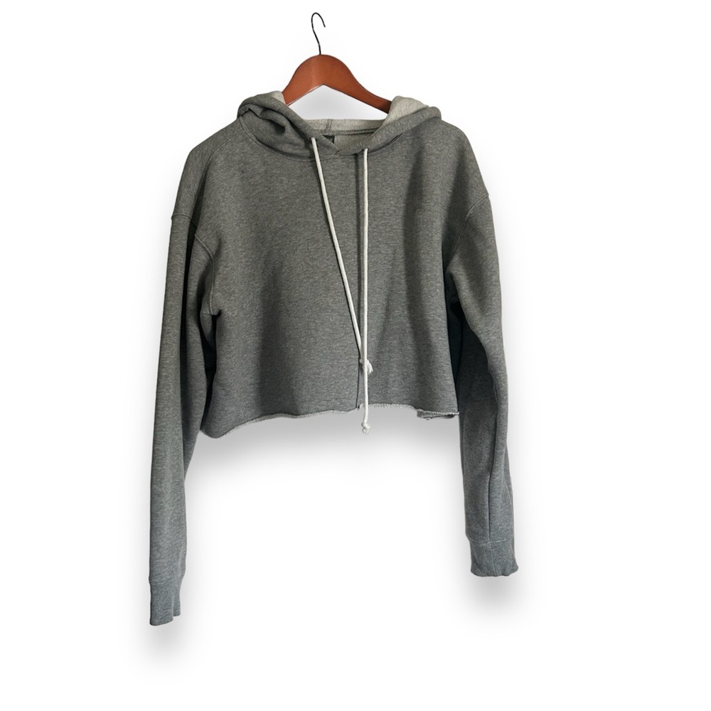 [wild fable] Gray Cropped Hoodie